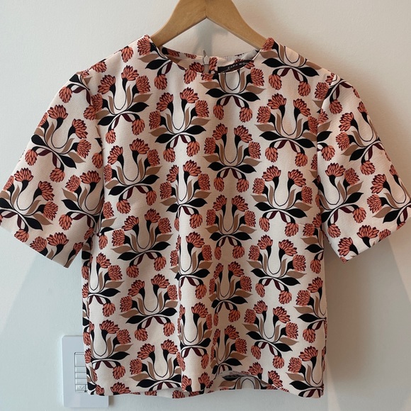 Patterned Zara top - Picture 2 of 4